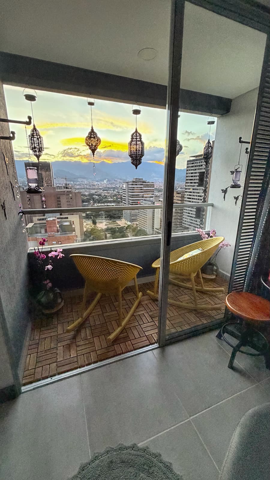 El Poblado apartment · photo 41